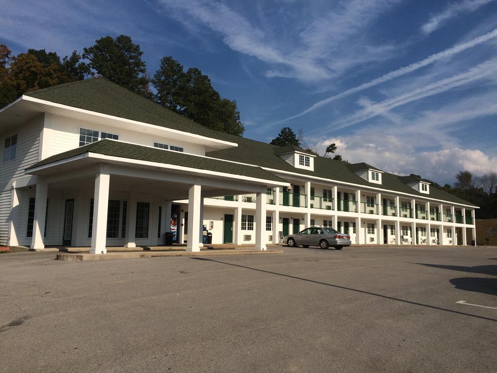 Hurricane Inn Waynesboro 外观 照片